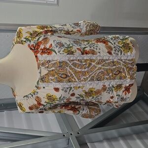 Figueroa &‎ flower open shoulder blouse  Size Large